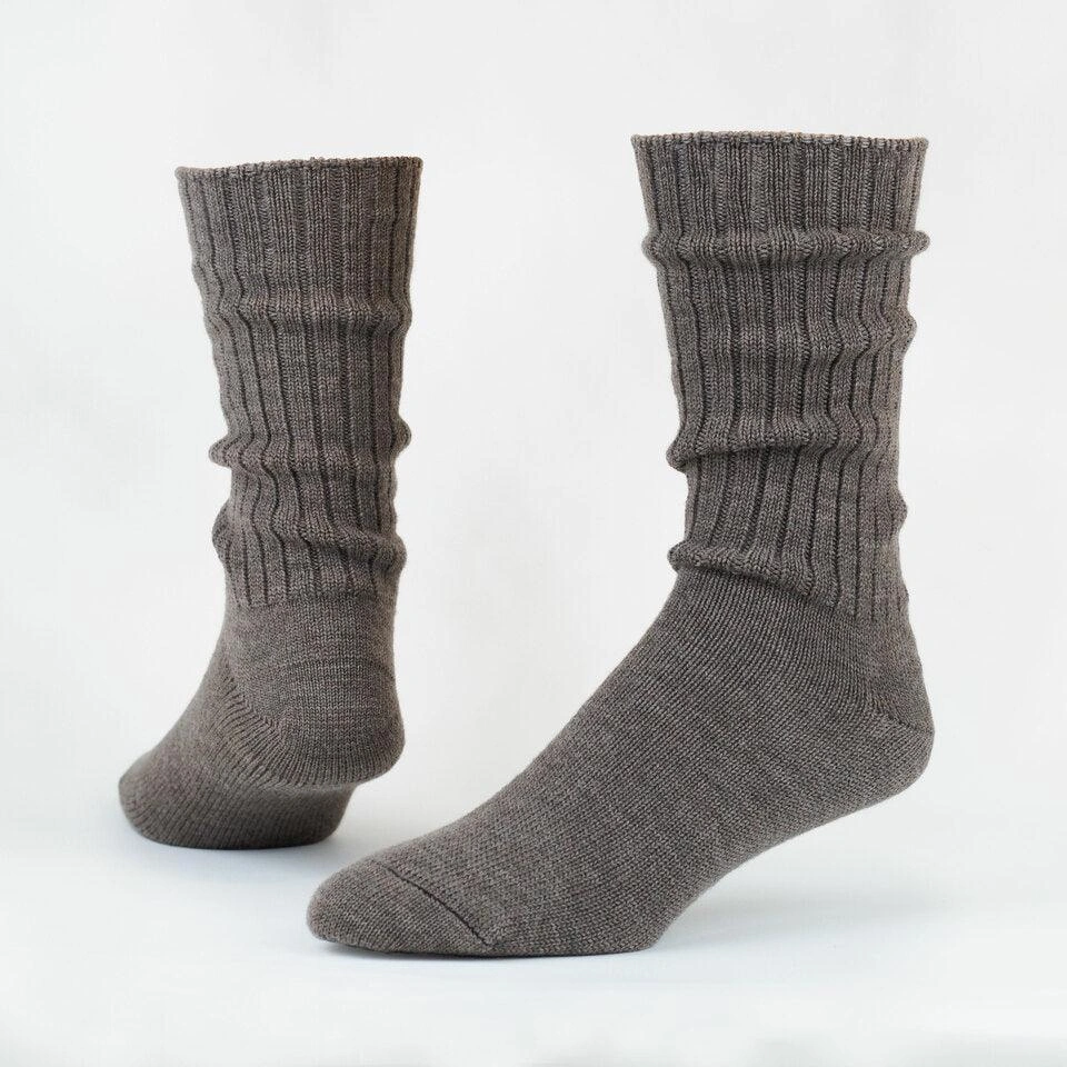 Luxurious Crew Neck Sweater - 76% Organic Merino Wool: Effortless Comfort & Style.